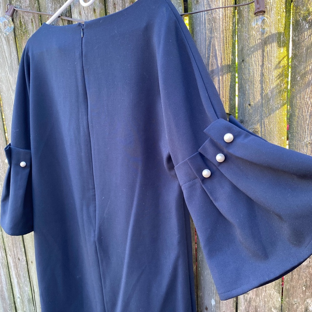 Banana Republic Bell-Sleeve Shift Dress With Pearl Accents - size 6 - Navy Blue - Picture 4 of 9